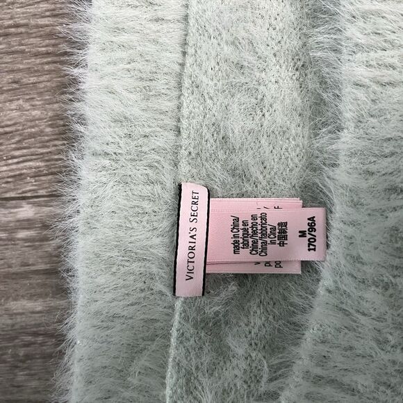 Victoria's Secret Soft Cozy Fuzzy Crop Fair Isle Sweater Shirt Top M 224 - Picture 3 of 6